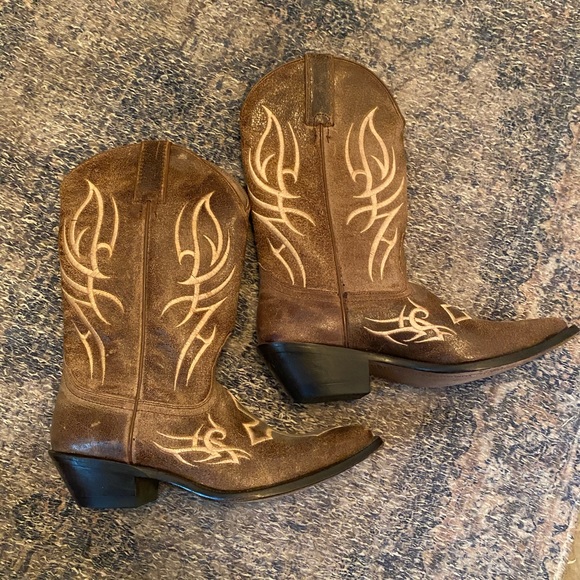 Women’s Justin cowboy boots - Picture 2 of 5
